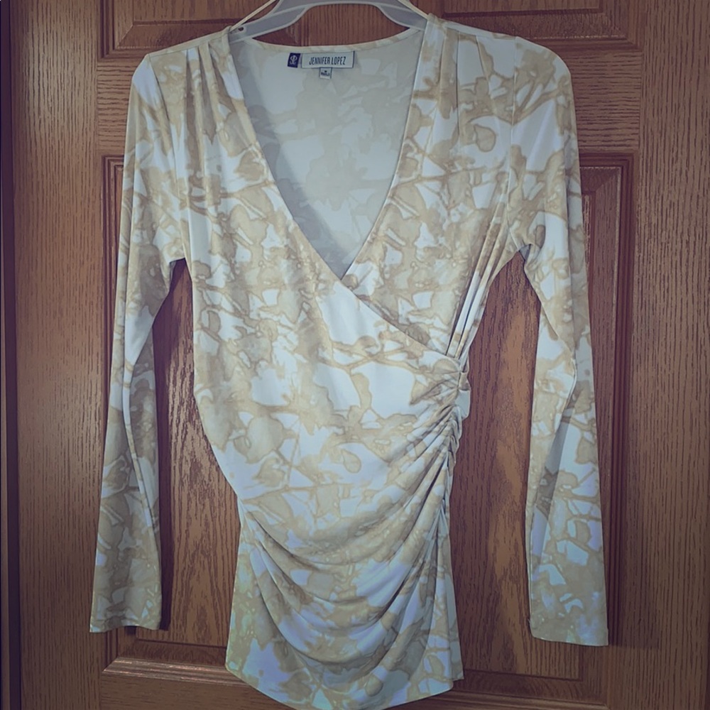 Jennifer Lopez wrap top